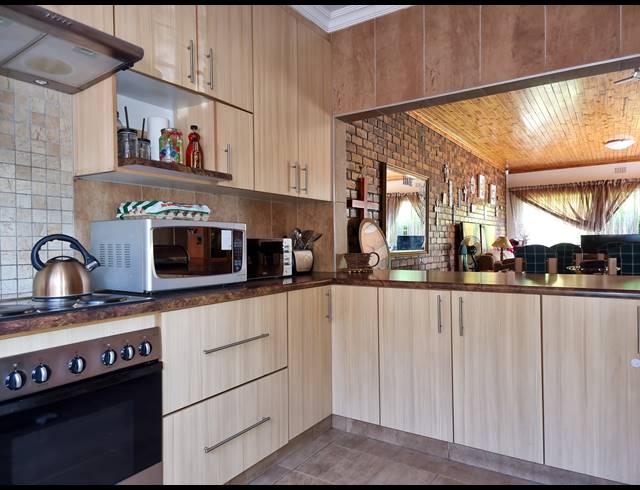 3 BEDROOM CLUSTER RENTED IN RANDHART